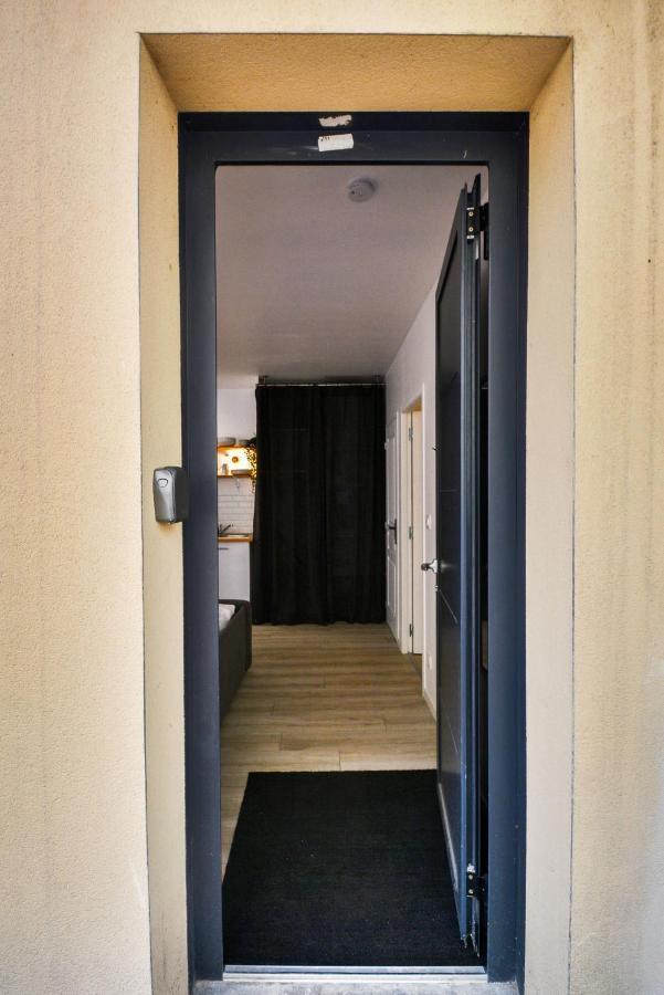 L'Independant De La Rue Du Tapis Vert - Appt Нанси Экстерьер фото